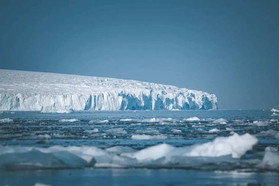 Antarctica's Net Ice Loss This Century Is Locked In, Even With Deep Emission Cuts