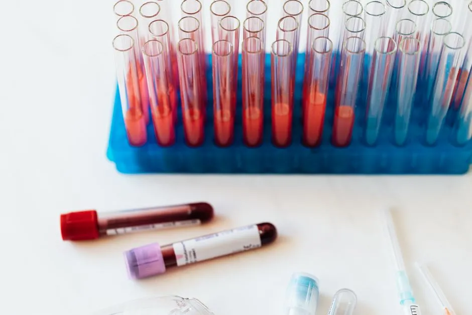 A Study of 300 Million Blood Tests Finds a 'Cliff' at Menopause. Specialists Question the Word