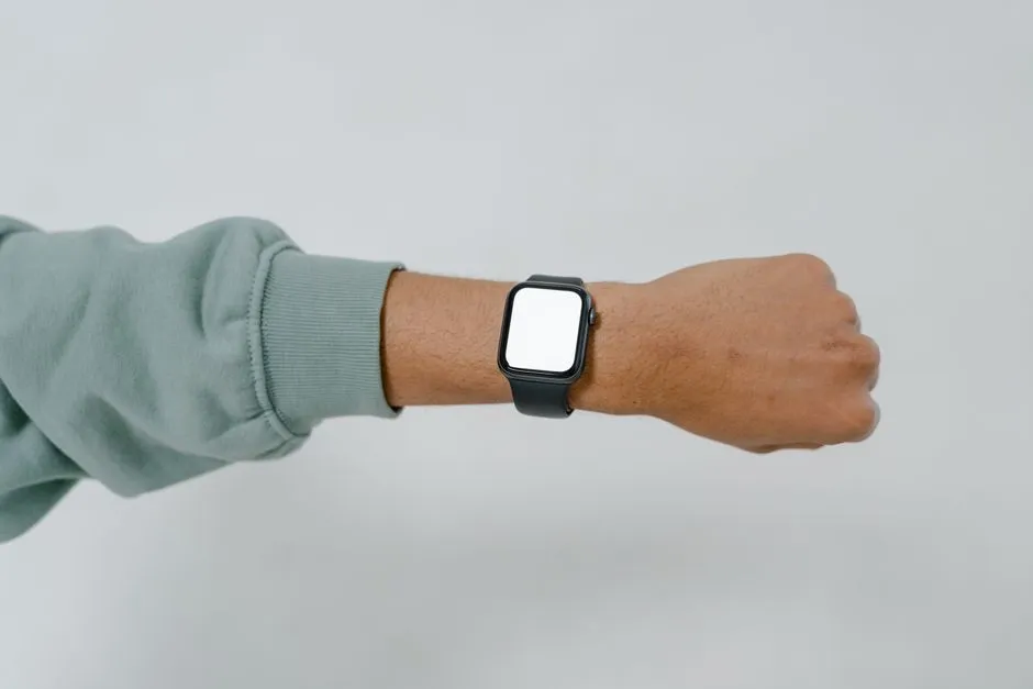 Apple Built the Privacy Case for the Wearer, Not the Room