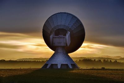 raisting satellite, reception, signal, ground station, earth station