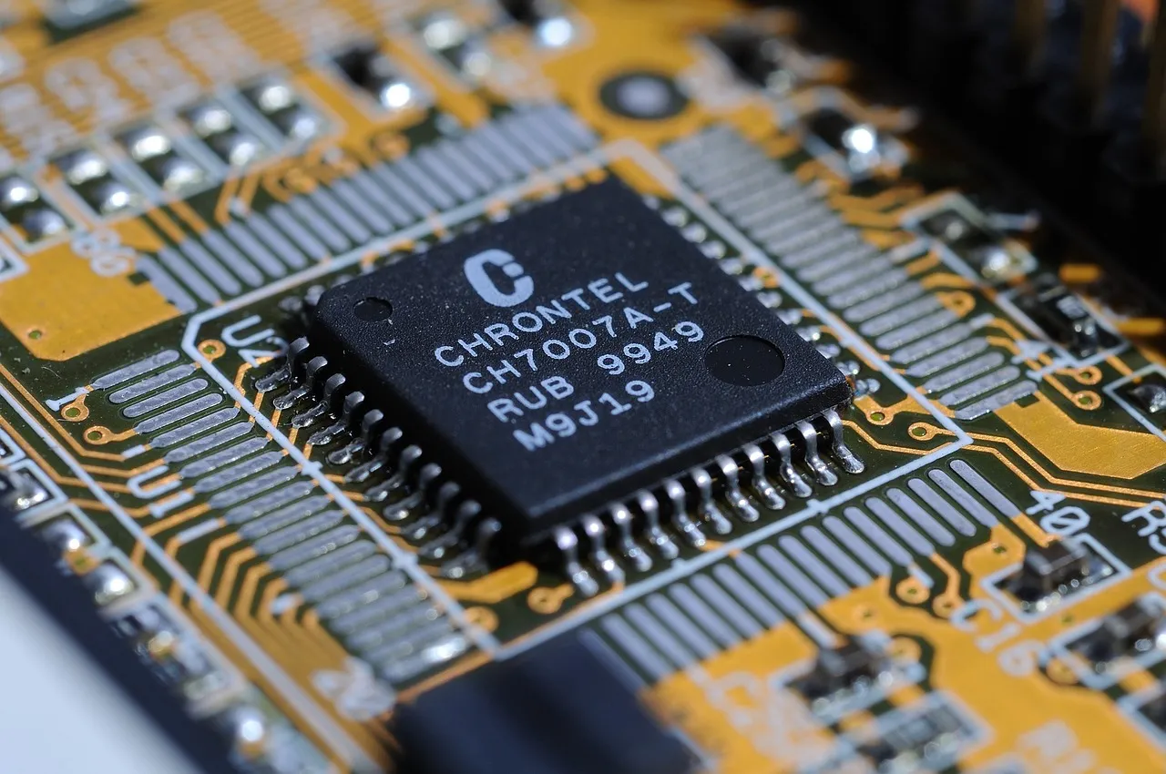 Four Linux Root Exploits Published, for Bugs Up to 21 Years Old