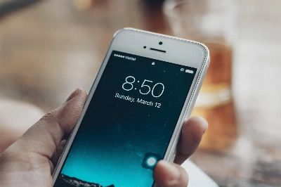 iphone, lock screen, mobile, brown mobile, brown iphone