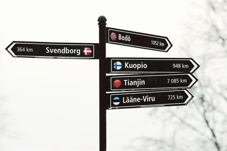 Who Sees Your DNS? DoH, DoT and What Encrypted DNS Actually Hides (2026)